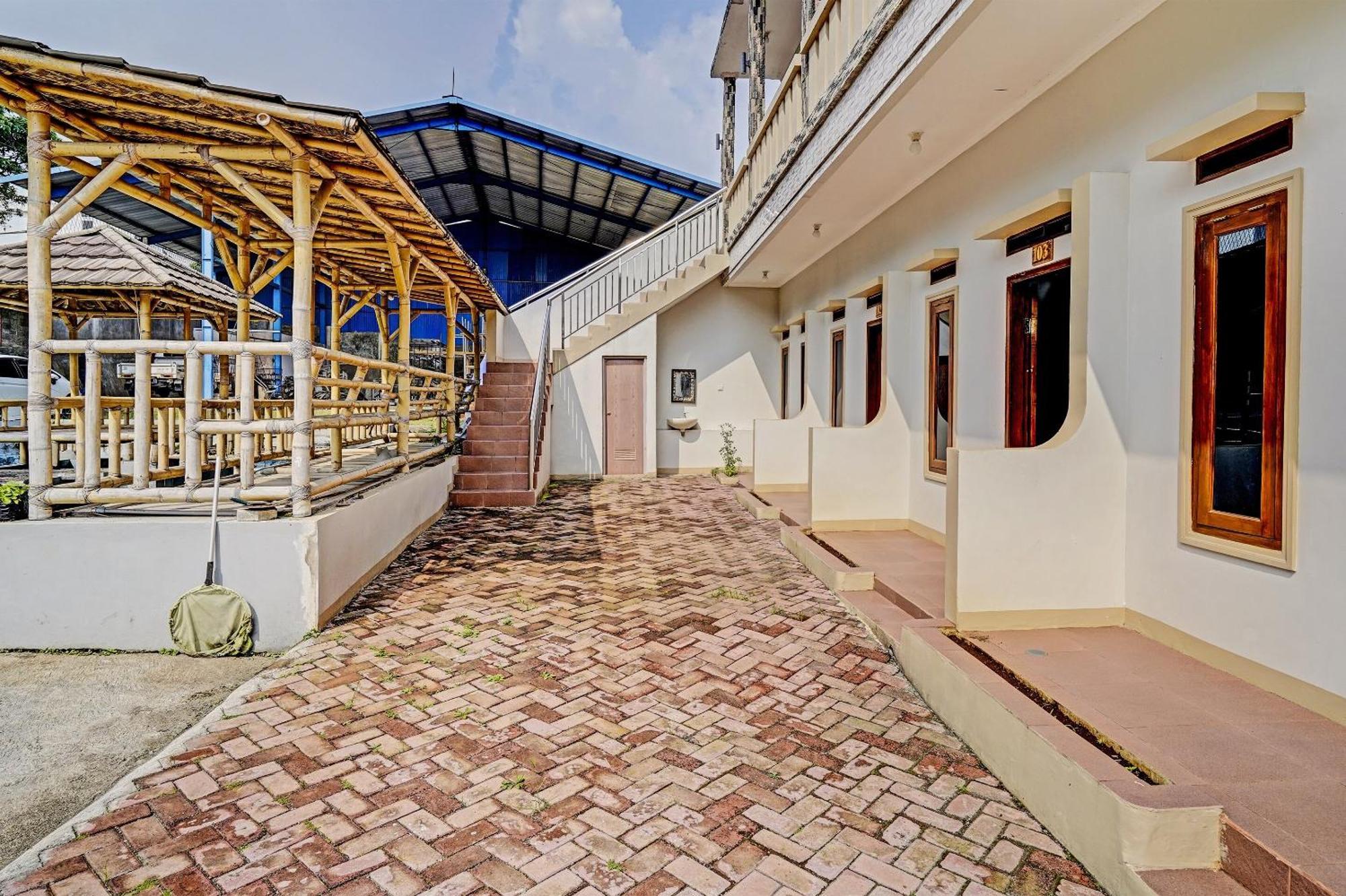 Oyo Life 91469 Pondok Pelita Lembang Eksteriør bilde